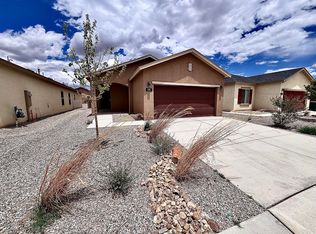 275 Prism Ave SW, Rio Rancho, NM 87124