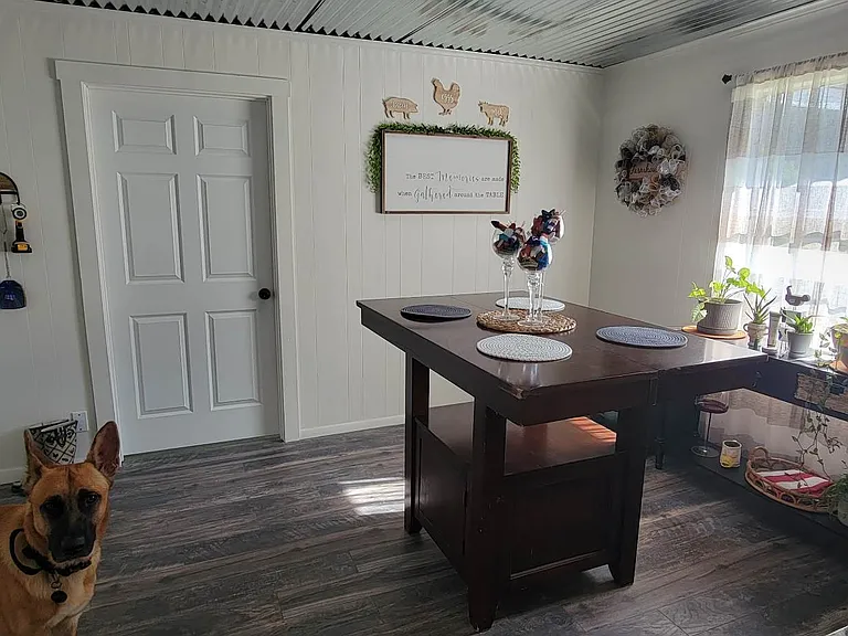 1024 N Spring St — Photo 14