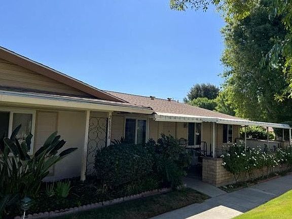 3rd image of 26833 Avenue Of The Oaks Unit A