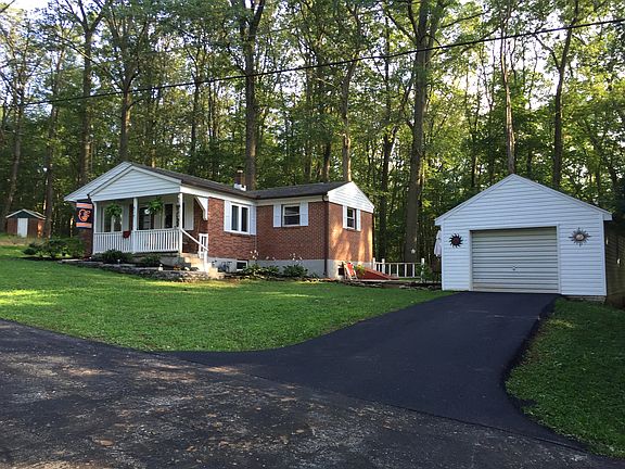 3rd image of 517 Well Dr