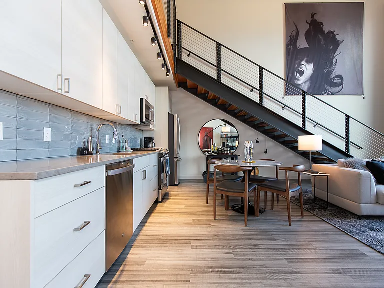 515 W Aspen St #312 — Photo 6