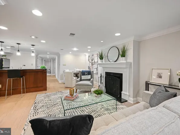 1832 Calvert St NW APT 1, Washington, DC 20009