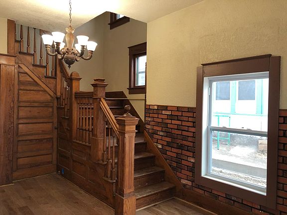2nd image of 709 Avenue B