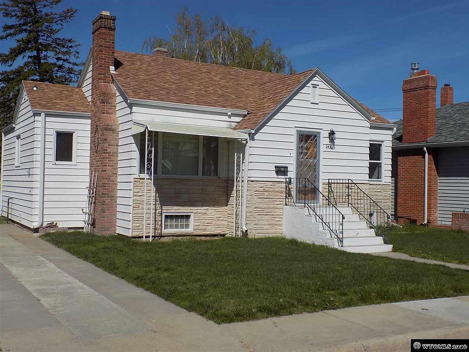 1st image of 2534 E C St