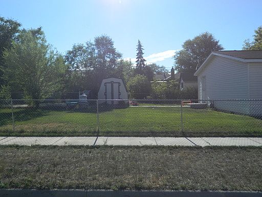 2nd image of 1122 N Hannaford St