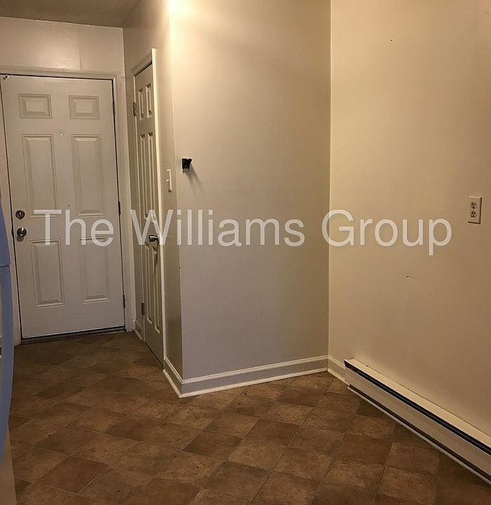 2nd image of 6441 Starbrook Dr