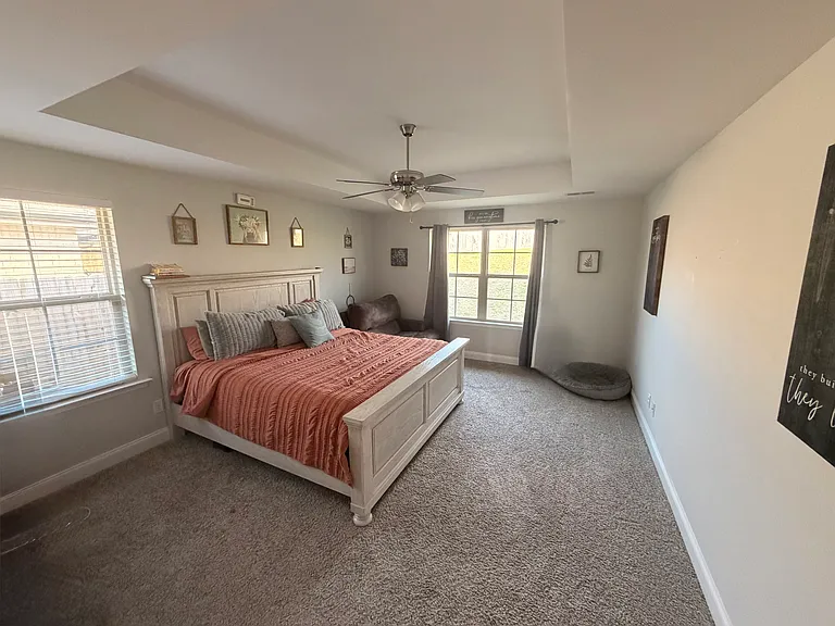 2487 Marion Ln — Photo 2