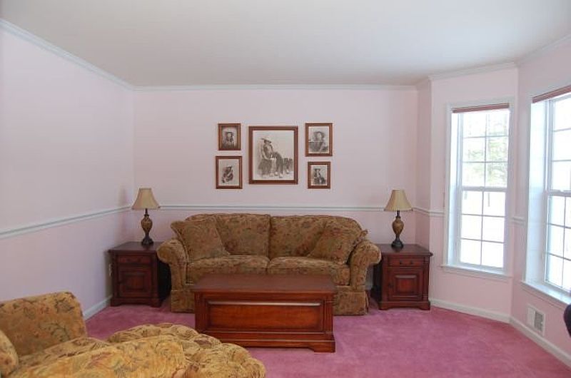 2nd image of 9 COBBLE HILL Court