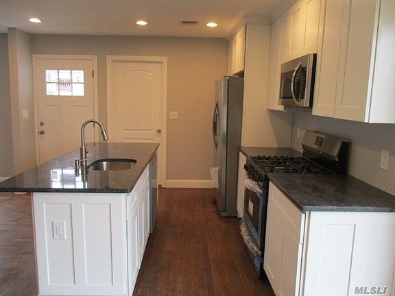 4th image of 12 Cadman Ave