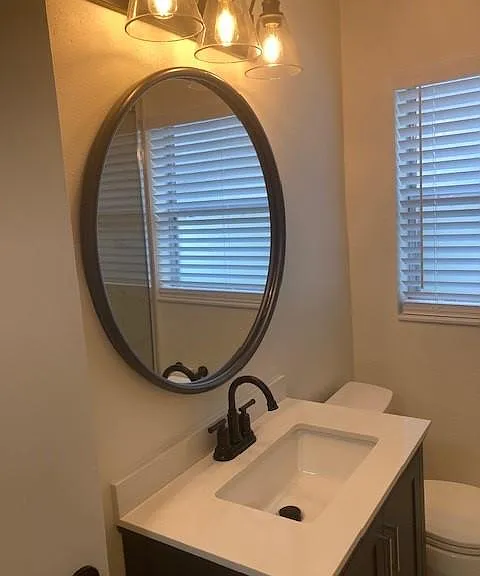 360 E Kings Way — Photo 21