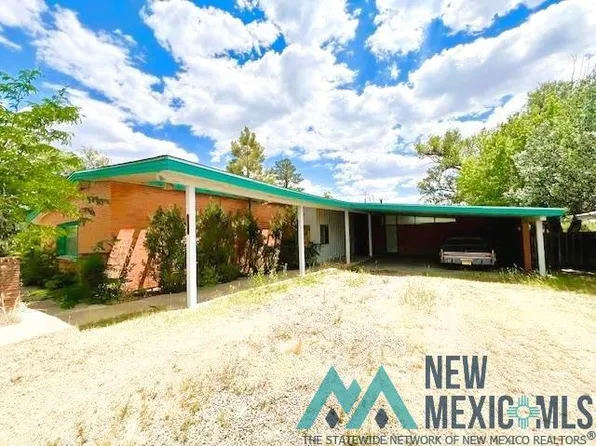 307 2nd St, Springer, NM 87747