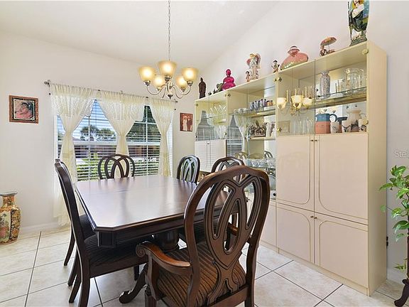 4th image of 4025 Marina Isle Dr