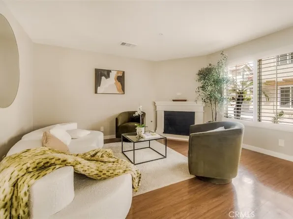 201 Laurel Ave APT 14, Brea, CA 92821