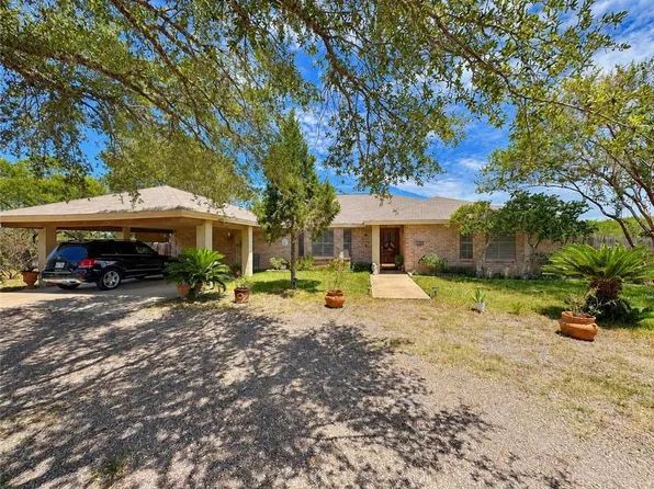 296 County Road 1601, Alice, TX 78332