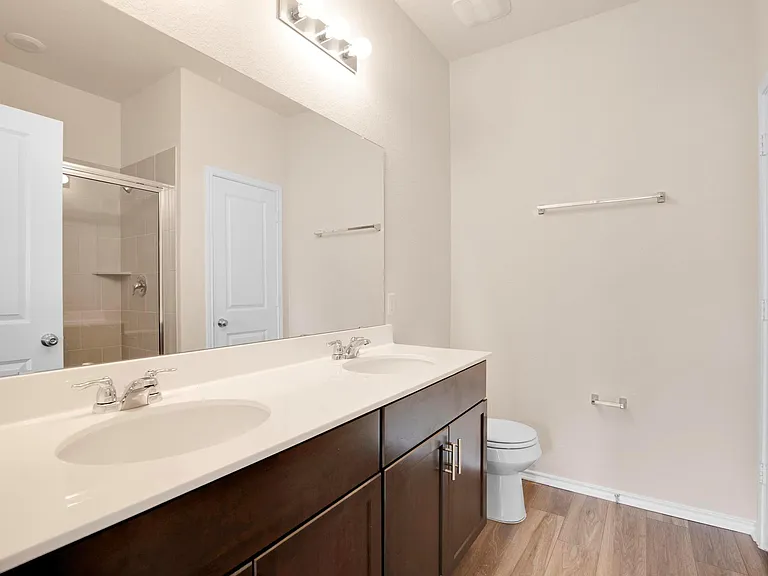 200 Janice Rd — Photo 13