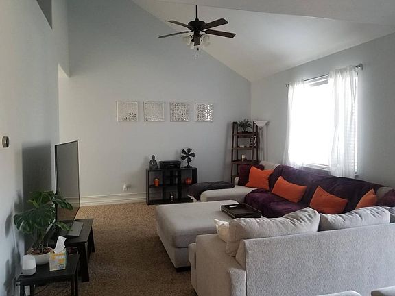 5th image of 1552 W Lanceleaf Ln
