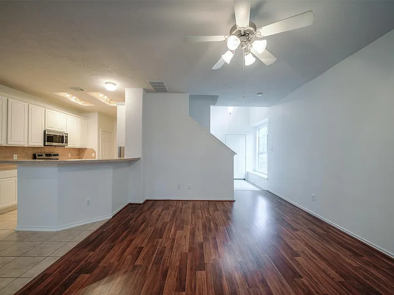 146 Silver Penny Dr — Photo 9