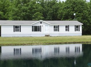 21353 Powers Rd, Defiance, OH 43512