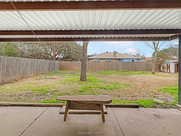 4th image of 2510 Allen Forest Dr