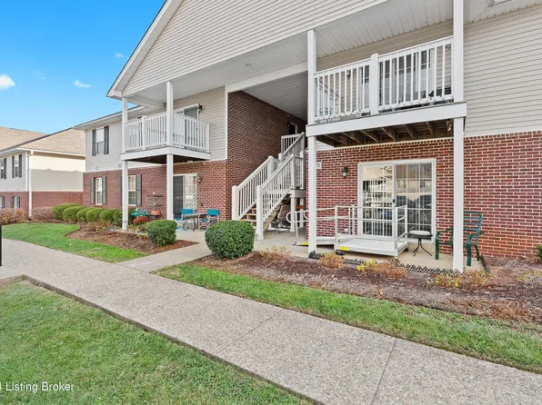 175 Central Blvd APT 15, Mount Washington, KY 40047