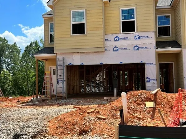 3192 Alana Ct, Opelika, AL 36804