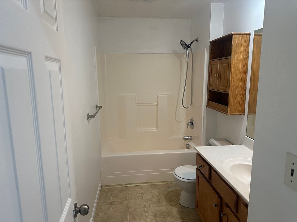 446 Hillside Dr, Mountville, PA 17554 | Zillow