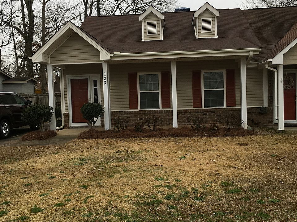 1st image of 123 Saddlehorn Dr