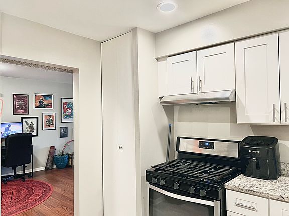 3rd image of 140 W Wood St Unit 230