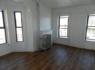 176 34th St APT 2, Brooklyn, NY 11232