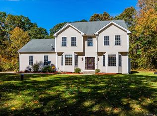 587 Lebanon Ave, Colchester, CT 06415
