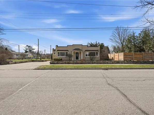 56 King St, Halton Hills, ON L7G 2G4