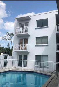3101 SW 27th Ave APT 305, Miami, FL, 33133