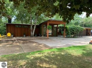 801 E Gordon Rd, Mount Pleasant, MI 48858