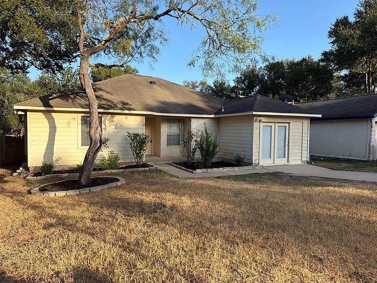 103 N Mockingbird Cir — Photo 1