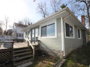 1112 Cowing Grv, Pleasant Lake, MI 49272