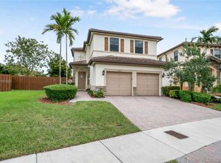 22717 SW 90th Pl, Cutler Bay, FL 33190