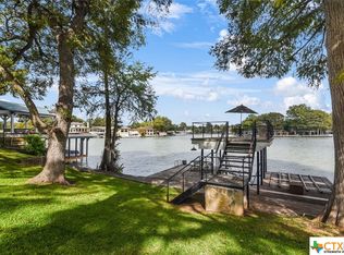 858 Lakeview Trl, Mc Queeney, TX 78123