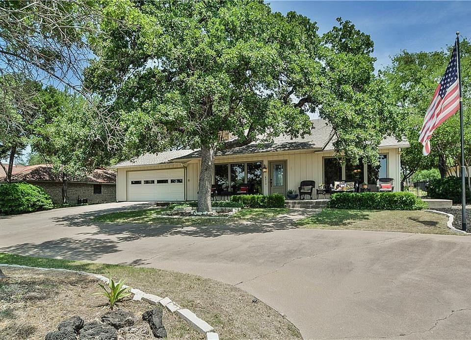 1st image of 4210 Crescent Dr