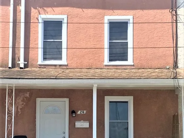 28 Marple Ave, Clifton Heights, PA 19018