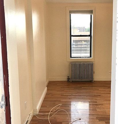 2nd image of 3083 31st St APT 3F