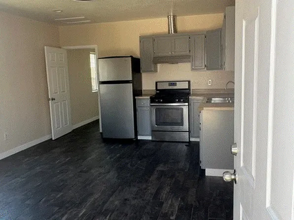 740 W 154th St #B, Gardena, CA 90247