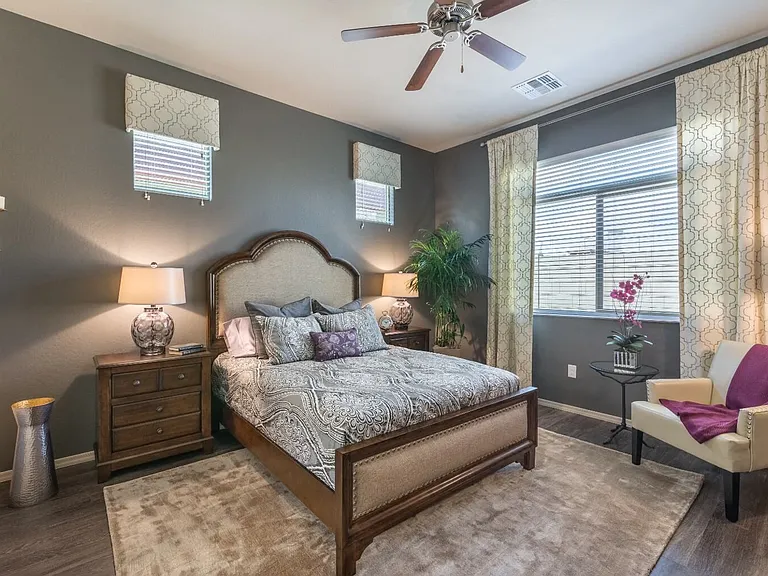 Bedroom (3 Bedroom)