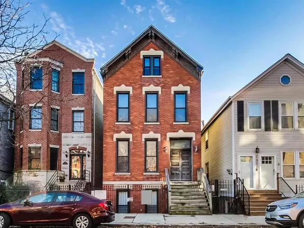 1369 W Crystal St APT 3, Chicago, IL 60642