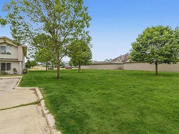 3rd image of 1315 N Jones Blvd APT 2
