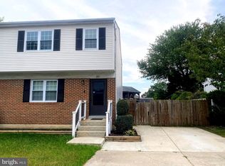 821 220th St, Pasadena, MD 21122