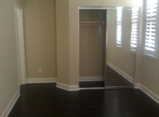 2815 N Stone Pine Gln, Santa Ana, CA 92706