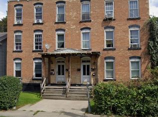 57 Saratoga Ave #3R, Waterford, NY 12188