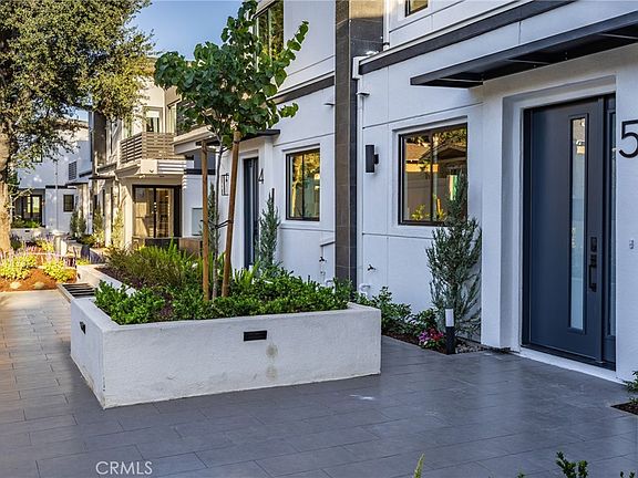5th image of 1649 N Lake Ave #1