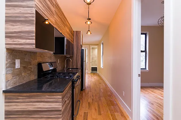 Rented by Nooklyn NYC LLC | media 40