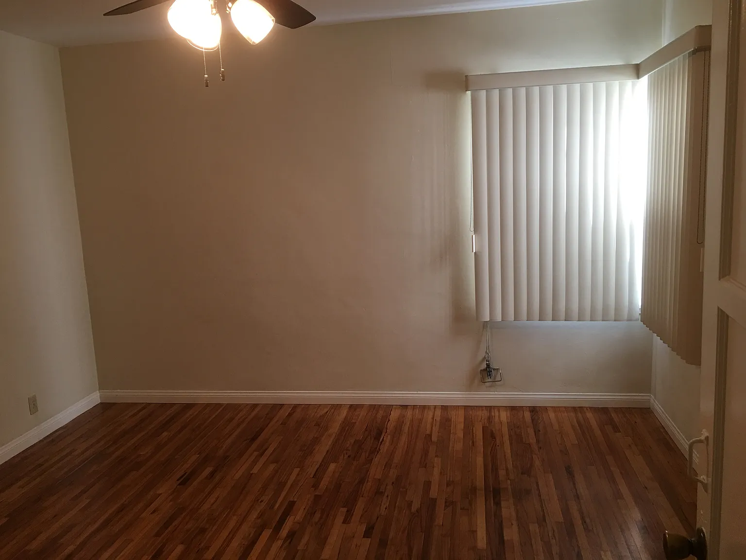 2 bed, 900 sqft, $2,850 — Photo 4